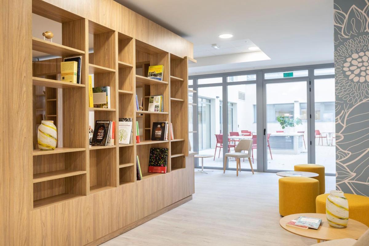 Oh Activ Nimes Aparthotel Ngoại thất bức ảnh